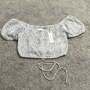 Olivaceous size small white blue crop top